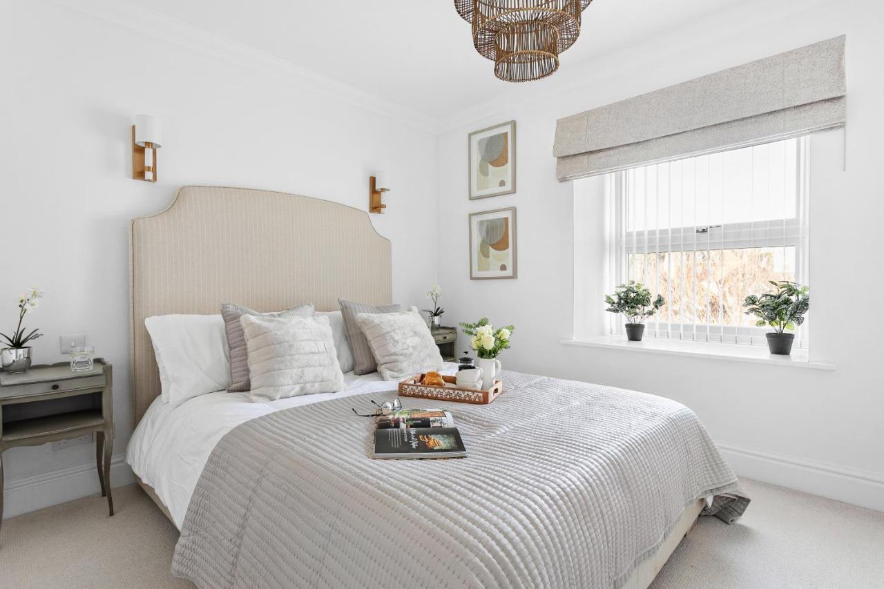 The Seaview Suites At The Corbyn Apartments Torquay Eksteriør billede