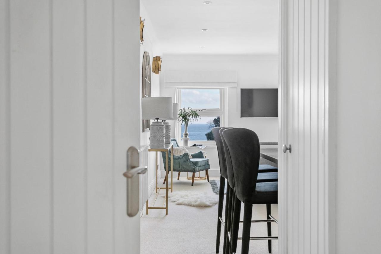 The Seaview Suites At The Corbyn Apartments Torquay Eksteriør billede